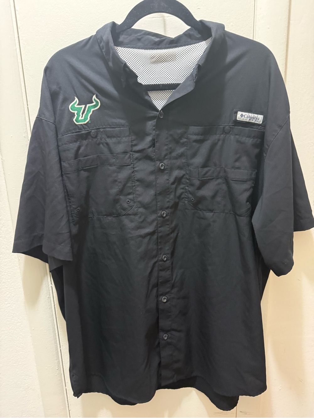 Columbia Men’s Short-Sleeve Button-Down Shirt - Black with USF Logo